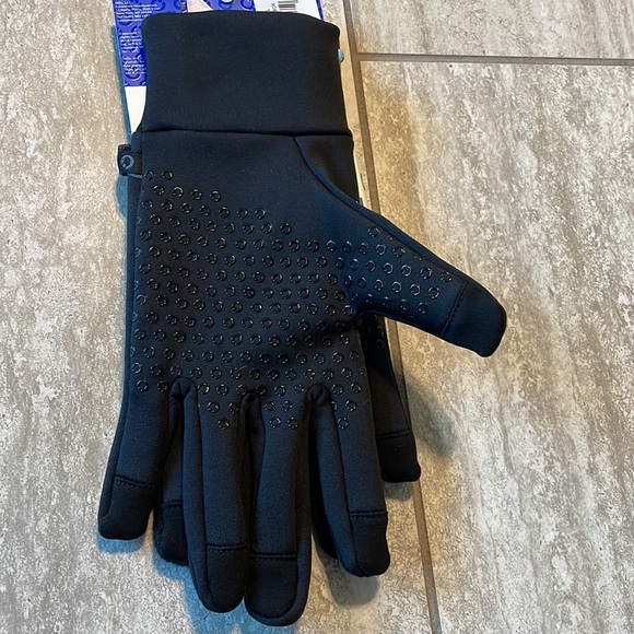 18oS Black Touch Screen Gloves - Picture 3 of 6